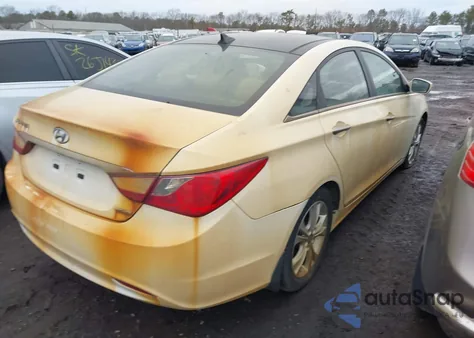 2013 Hyundai Sonata Limited z USA, uszkodzony, nr VIN 5NPEC4AC6DH662848